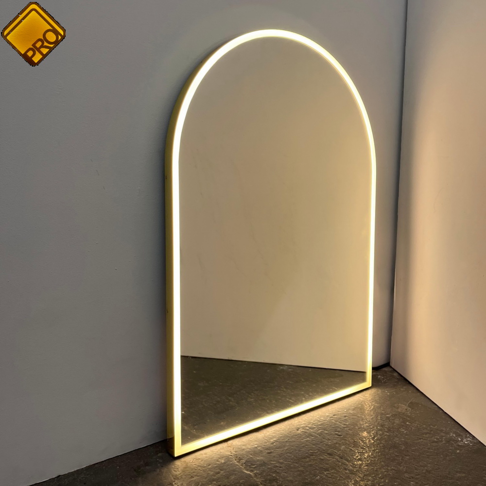 Зеркало арка в алюминиевой раме с подсветкой